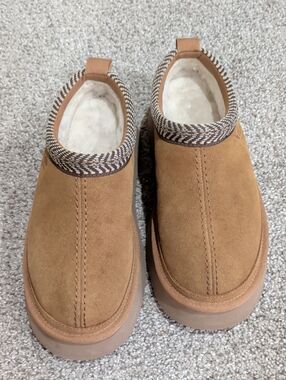 UGG Koolaburra, Size 39